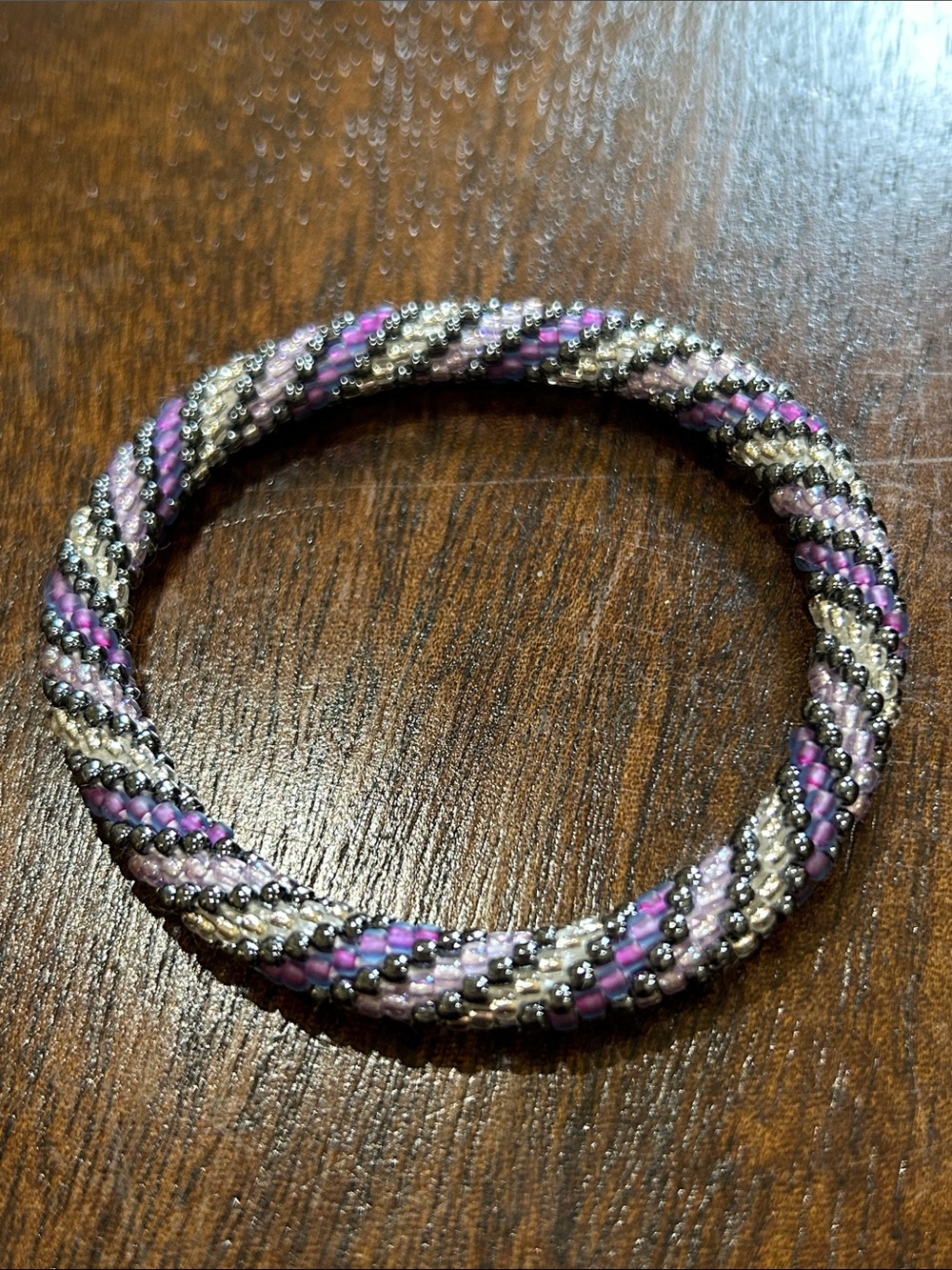 Sashka Handcrafted Purple & Silver Beaded Twist Bracelet